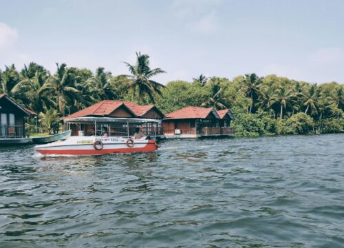 8 Nights 9 Days Munnar / Thekkady / Alleppey / Varkala / Poovar / Kanyakumari Tour Packages